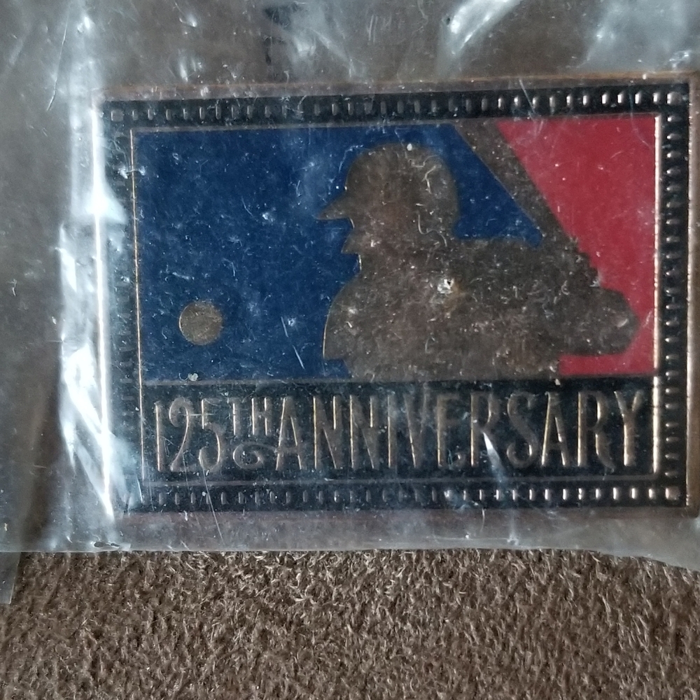MLB Lapel Pin